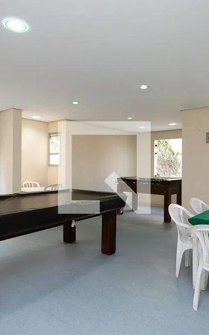 Apartamento à venda com 65m², 2 quartos e 1 vaga Apartamento à venda com 65m², 2 quartos e 1 vagaÁrea comum - Salão de Jogos