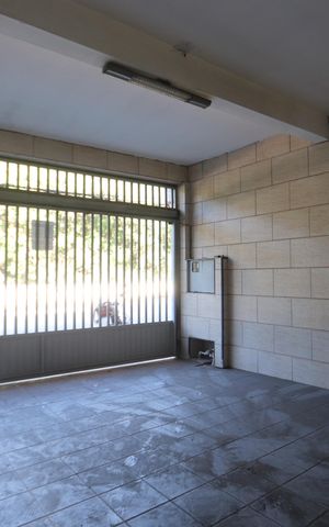 Casa à venda com 135m², 2 quartos e 2 vagasGaragem