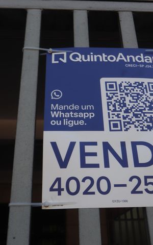 Casa à venda com 135m², 2 quartos e 2 vagasPlaca
