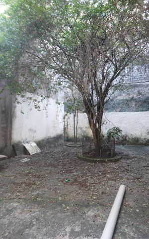 Casa à venda com 135m², 2 quartos e 2 vagasÁrea de serviço