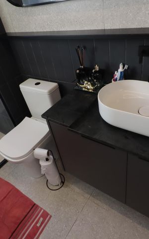 Apartamento à venda com 83m², 2 quartos e 1 vagaBanheiro da Suíte 1