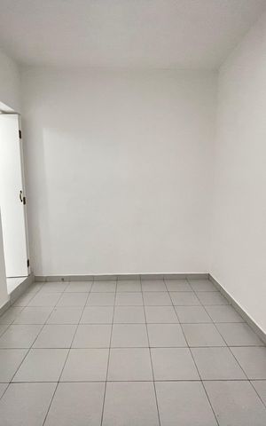 Casa à venda com 151m², 3 quartos e 2 vagas Casa à venda com 151m², 3 quartos e 2 vagasQuarto 2