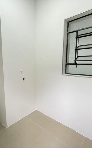 Casa à venda com 151m², 3 quartos e 2 vagas Casa à venda com 151m², 3 quartos e 2 vagasÁrea de serviço