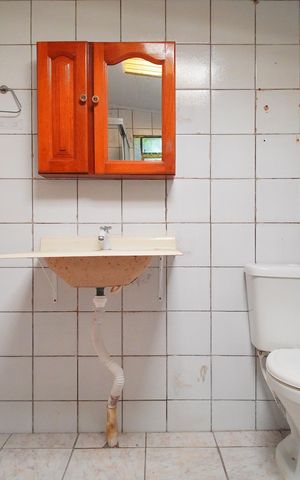 Casa à venda com 86m², 2 quartos e 1 vagaBanheiro