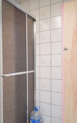 Casa à venda com 86m², 2 quartos e 1 vagaBanheiro