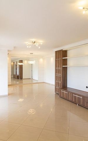 Apartamento à venda com 172m², 3 quartos e 3 vagas