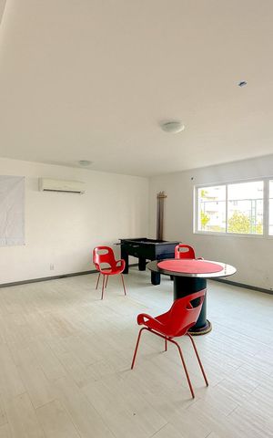 Apartamento para alugar com 55m², 2 quartos e 1 vagaÁrea comum - Playground