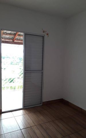 Casa à venda com 240m², 7 quartos e 3 vagas Casa à venda com 240m², 7 quartos e 3 vagasQuarto
