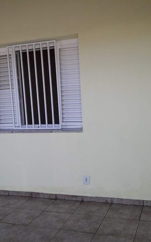 Casa à venda com 240m², 7 quartos e 3 vagas Casa à venda com 240m², 7 quartos e 3 vagasÁrea externa
