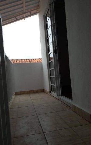 Casa à venda com 240m², 7 quartos e 3 vagas Casa à venda com 240m², 7 quartos e 3 vagasÁrea externa