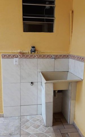 Casa à venda com 240m², 7 quartos e 3 vagas Casa à venda com 240m², 7 quartos e 3 vagasÁrea de serviço