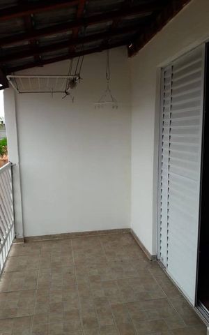 Casa à venda com 240m², 7 quartos e 3 vagas Casa à venda com 240m², 7 quartos e 3 vagasVaranda