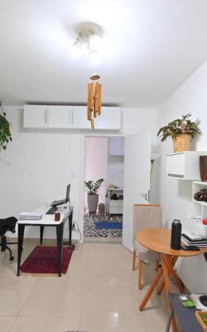 Casa de condomínio à venda com 127m², 3 quartos e 2 vagas Casa de condomínio à venda com 127m², 3 quartos e 2 vagasQuarto 2