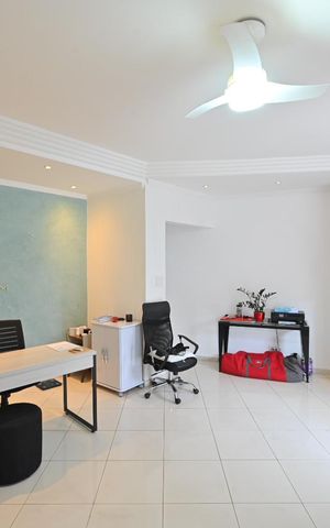 Casa de condomínio à venda com 127m², 3 quartos e 2 vagas Casa de condomínio à venda com 127m², 3 quartos e 2 vagasSala