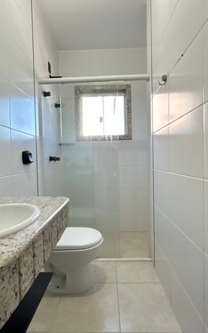 Casa para alugar com 292m², 4 quartos e 4 vagas Casa para alugar com 292m², 4 quartos e 4 vagasBanheiro Social