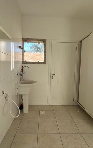 Casa para alugar com 292m², 4 quartos e 4 vagas Casa para alugar com 292m², 4 quartos e 4 vagasÁrea de Serviço