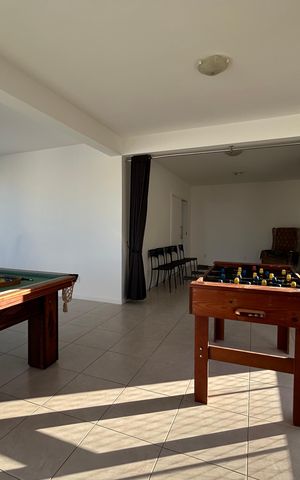 Casa para alugar com 292m², 4 quartos e 4 vagas Casa para alugar com 292m², 4 quartos e 4 vagasSala 2