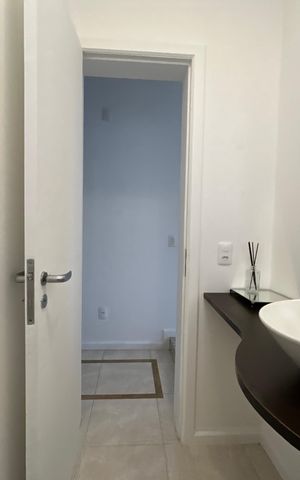 Casa para alugar com 292m², 4 quartos e 4 vagas Casa para alugar com 292m², 4 quartos e 4 vagasLavabo