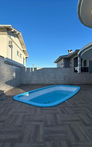 Casa para alugar com 292m², 4 quartos e 4 vagas Casa para alugar com 292m², 4 quartos e 4 vagasÁrea comum - Piscina