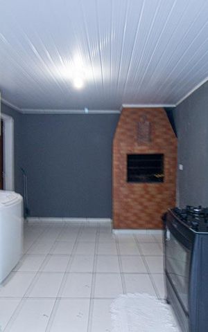 Casa à venda com 148m², 4 quartos e 2 vagas Casa à venda com 148m², 4 quartos e 2 vagasÁrea de Serviço