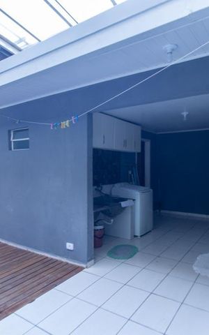 Casa à venda com 148m², 4 quartos e 2 vagas Casa à venda com 148m², 4 quartos e 2 vagasVaranda gourmet