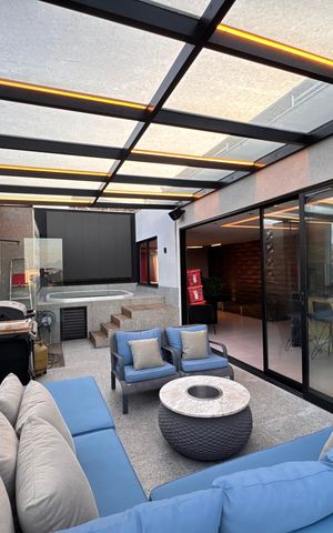 Casa de condomínio à venda com 431m², 4 quartos e 1 vaga Casa de condomínio à venda com 431m², 4 quartos e 1 vagaTerraço