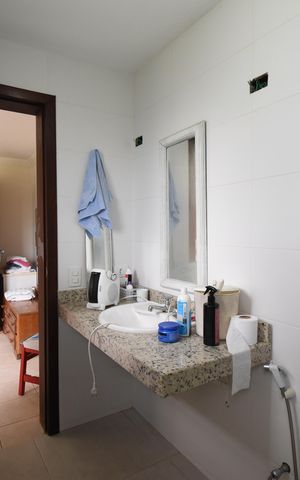 Casa para alugar com 460m², 4 quartos e 5 vagasBanheiro da Suíte 2