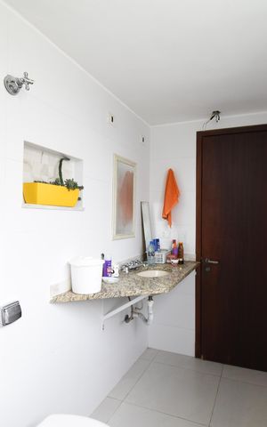 Casa para alugar com 460m², 4 quartos e 5 vagasBanheiro 3