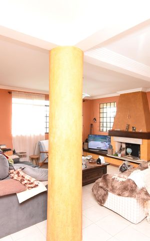 Casa para alugar com 460m², 4 quartos e 5 vagasSala de Estar