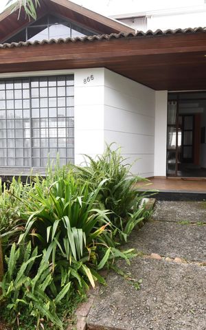 Casa para alugar com 460m², 4 quartos e 5 vagasÁrea externa