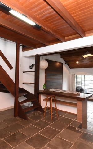 Casa para alugar com 460m², 4 quartos e 5 vagasFlat