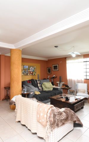 Casa para alugar com 460m², 4 quartos e 5 vagasSala de Estar