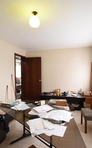 Casa para alugar com 460m², 4 quartos e 5 vagasEscritório