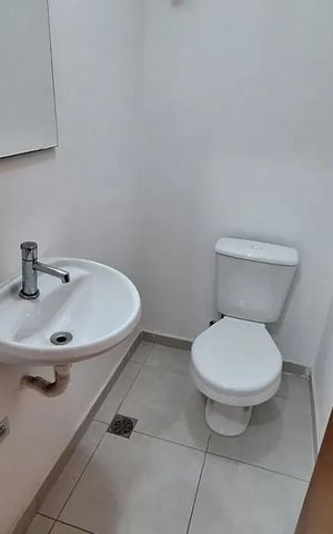 Apartamento para alugar com 190m², 3 quartos e 1 vaga Apartamento para alugar com 190m², 3 quartos e 1 vagaLavabo
