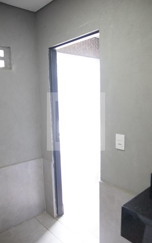 Casa à venda com 293m², 2 quartos e 5 vagas Casa à venda com 293m², 2 quartos e 5 vagasBanheiro 01