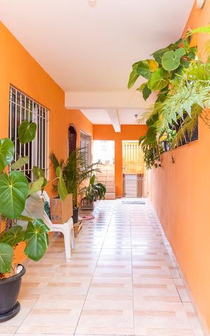 Casa à venda com 150m², 5 quartos e 2 vagasCASA 1 - Entrada