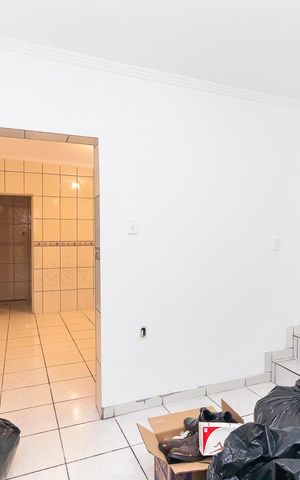 Casa à venda com 150m², 5 quartos e 2 vagasCASA 2 - Sala