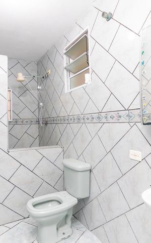 Casa à venda com 150m², 5 quartos e 2 vagasCASA 2 - Banheiro da Suíte