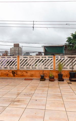 Casa à venda com 150m², 5 quartos e 2 vagasCASA 1 - Varanda da Sala