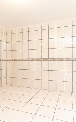 Casa à venda com 150m², 5 quartos e 2 vagasCASA 2 - Cozinha