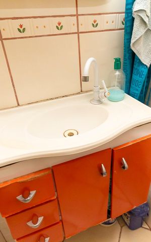 Casa à venda com 150m², 5 quartos e 2 vagasCASA 1 - Banheiro 2
