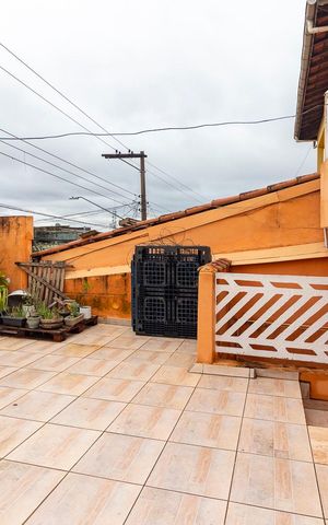 Casa à venda com 150m², 5 quartos e 2 vagasCASA 1 - Varanda da Sala