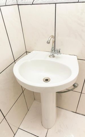 Casa à venda com 150m², 5 quartos e 2 vagasCASA 2 - Banheiro Social