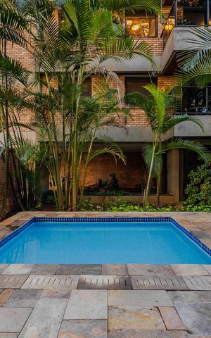 Apartamento para alugar com 155m², 4 quartos e 2 vagasPiscina