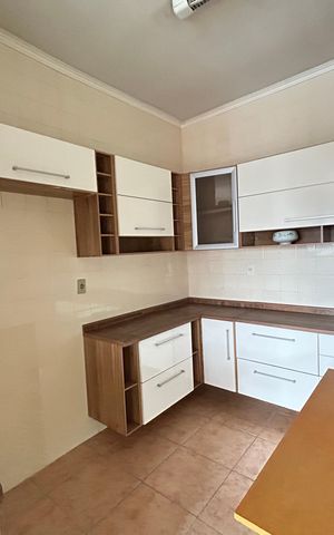 Apartamento à venda com 89m², 2 quartos e 1 vagaCozinha