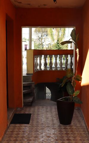 Casa para alugar com 200m², 3 quartos e 2 vagasCorredor 