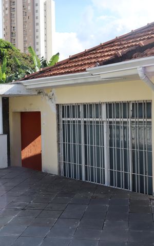 Casa para alugar com 200m², 3 quartos e 2 vagasVaranda da Frente 