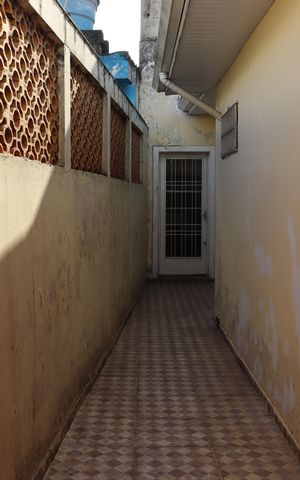 Casa para alugar com 200m², 3 quartos e 2 vagasCorredor 