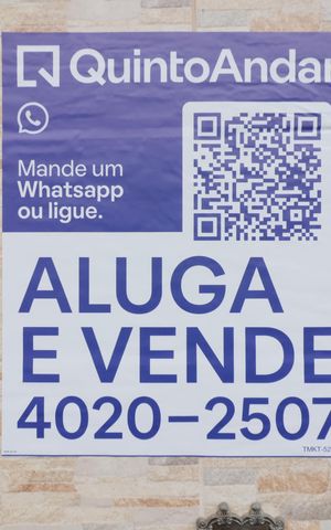 Casa à venda com 261m², 3 quartos e 2 vagasPlaca