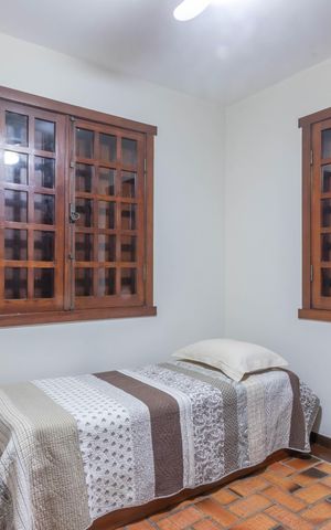 Casa à venda com 410m², 4 quartos e 4 vagas Casa à venda com 410m², 4 quartos e 4 vagasQuarto 2